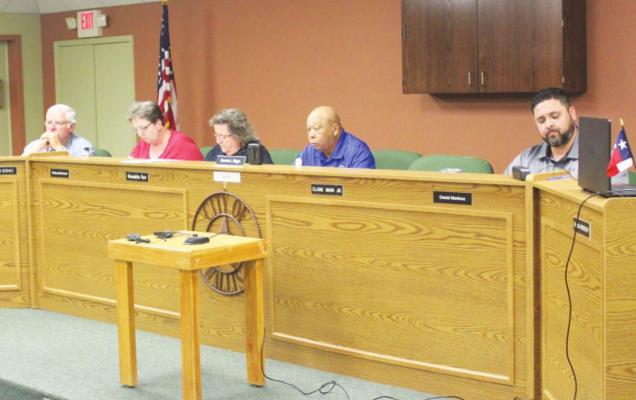 HANS LAMMEMAN The Wallis City Council met Wednesday, Nov. 17, in the Council Chambers to discuss city ordinance violations at 6407 Commerce Street.