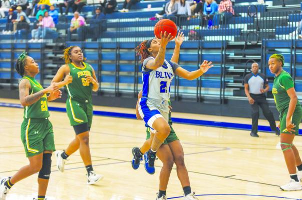 No. 23 Buccaneers blanket Paris with strong defense to earn Region XIV victory