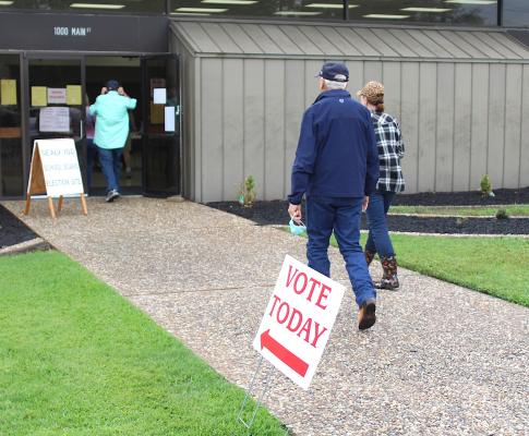 Sealy-area voters headed to the W.E. Hill Community Center to cast their votes in the May 1 General Election. (Cole McNanna/Sealy News)
