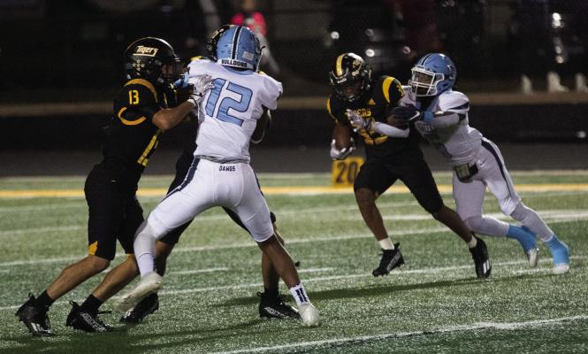 Sealy moved closer to a playoff berth with its win over Sweeny last Friday night.